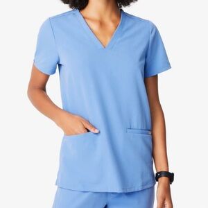 Figs Casma Three Pocket Scrub Top: Ceil Winning Blue